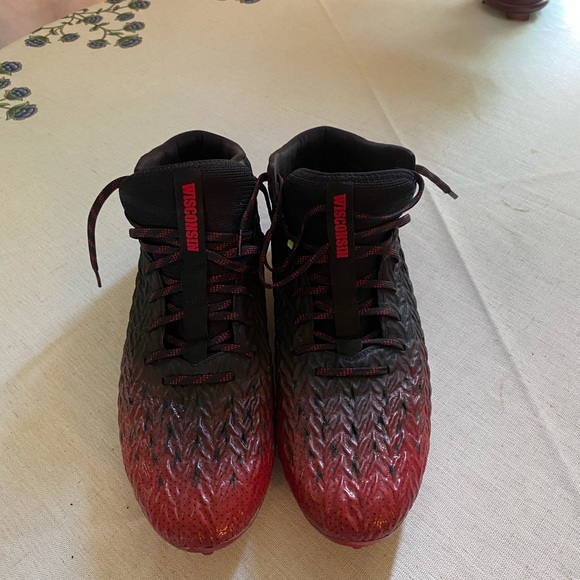 Under Armour | Shoes | Wisconsin Player Exclusive Cleats 